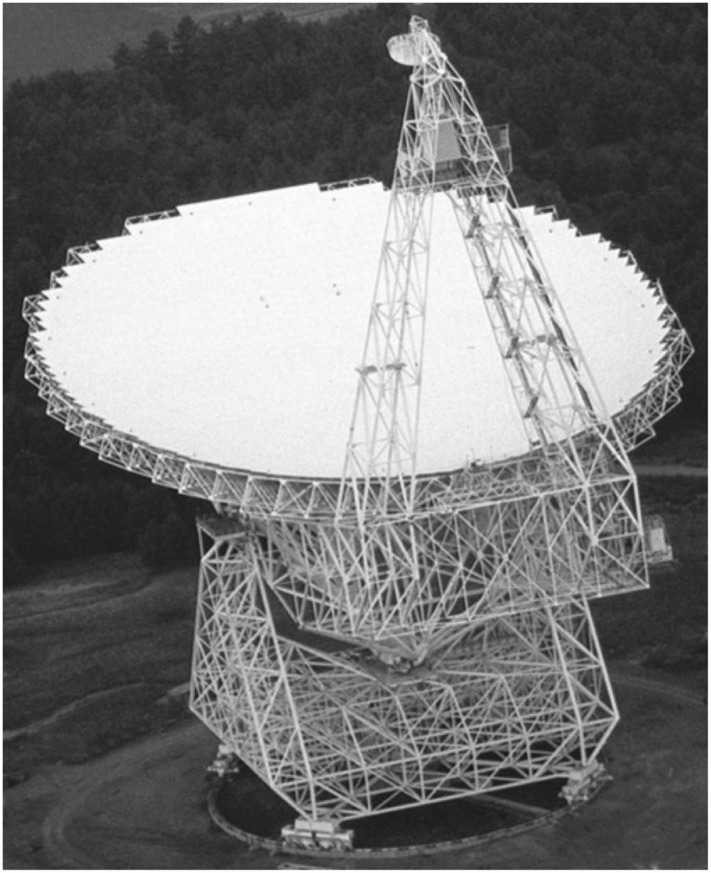 DIGITAL SIDEBAND-SEPARATING DOWNCONVERSION 333 7. TELESCOPE TESTS FIG. 10. Robert C. Byrd Green Bank Telescope (GBT) on which the prototype L-Band DSSM was tested.