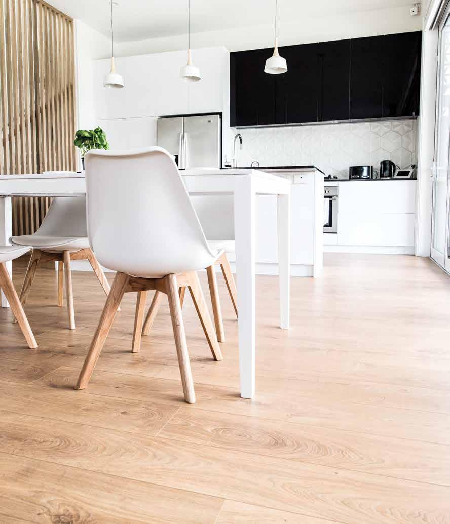 F e a t u r e s Godfrey Hirst Laminate Floors are available in a unique range of profiles, surfaces and finishes.