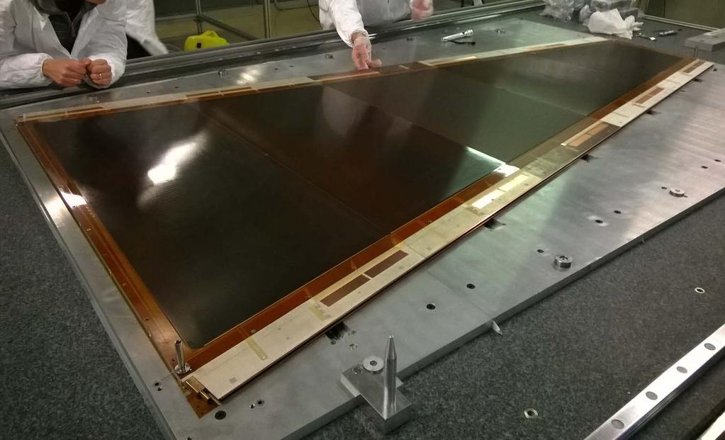 MicroMegas construction: read-out panel INFN Pavia Double Side Readout panel built with 5+5 Readout boards strips alignment < 40 µm Planarity Requirements: 37 µm RMS Measured: - Eta panel 22 µm -