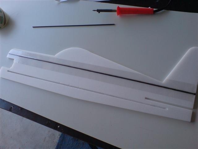 Now Glue the skins to the outside to produce a nice stiff 12mm thick Fuselage.