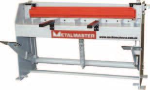 5mm capacity Robust steel fabricated construction Bending of pans or boxes to a depth of 65mm PB-420 MANUAL PANBRAKE 1250 x