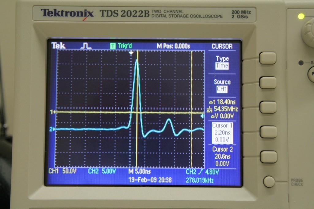 Procedure A. Effects of no termination, shorting, termination, and cable change Learn how to use a high-resolution oscilloscope.