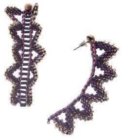 Techniques: basic bead weaving knowledge, peyote stitch, right angle weave (RAW), modified right angle weave (MRAW) Materials: to make one Earring S5 (70) 5/0 Japanese seed beads Da (44) /0 Delica