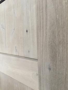 DINGEWOOD offers LIMITED distressing, to help create an authentic weathered wood appearance.