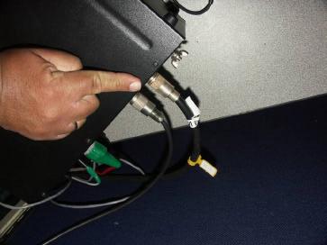 A correct cable installation should look like this: