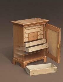 uild this classic SPICE OX nd learn how to Dovetail a case Divide a cabinet into