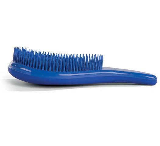 The D-Meli-Melo brush, with its innovative design, features flexible bristles at