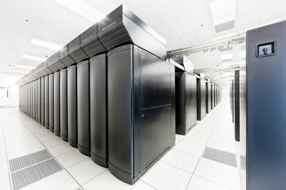 Modern Supercomputer Housed at NCSA Cray XE6/XK7 22,500 XE6 compute nodes (dual AMD processors) 4200 XK7
