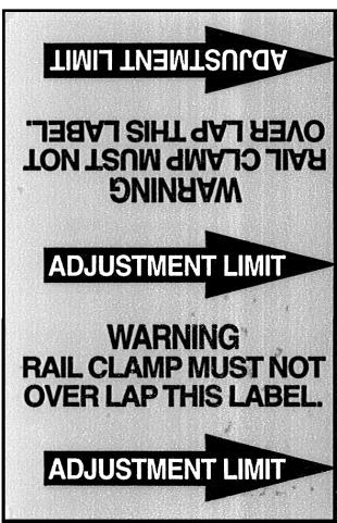 WARNING To prevent the cot frame from coming out of the rail jaws, the space between the rail clamp and the rail stationary jaw must NEVER exceed 1.