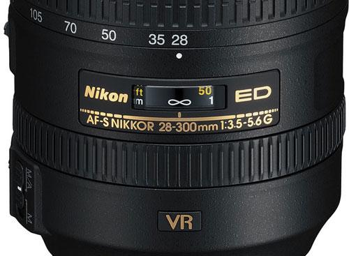 The AF-S NIKKOR 28-300mm f/3.5-5.6 ED VR features ED glass and a variable aperture. The f/stop changes from f/3.5 at the 28mm wide-angle focal length, eventually reaching f/5.