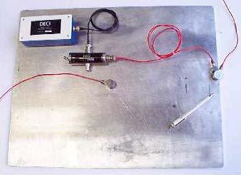 A trigger transducer (SE375-MI) was placed at one edge of the plate, and a data transducer (SE9125-MI) was placed at approximately 250mm from the trigger transducer.