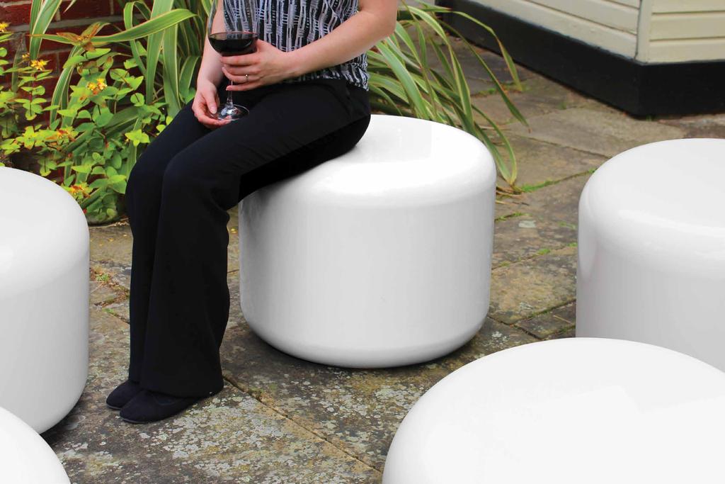 Rondo Modular Seats, Tables and Planters Rondo - a bold modern, funky design with a friendly shape in your choice of colour.
