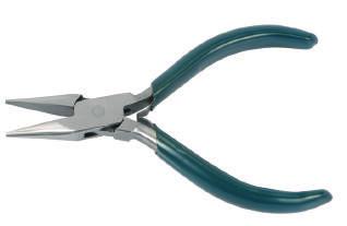 pliers Ø 1.50 mm 250 135 0.110 Pliers for piercing leather straps with return springs.
