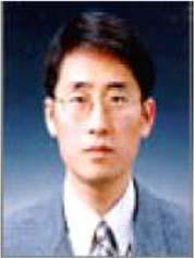 Youngsik Kim received the B.S. degree in Electrical Engineering from POSTECH, Pohang, Korea in 1993. He received the M.S degree and Ph.D.
