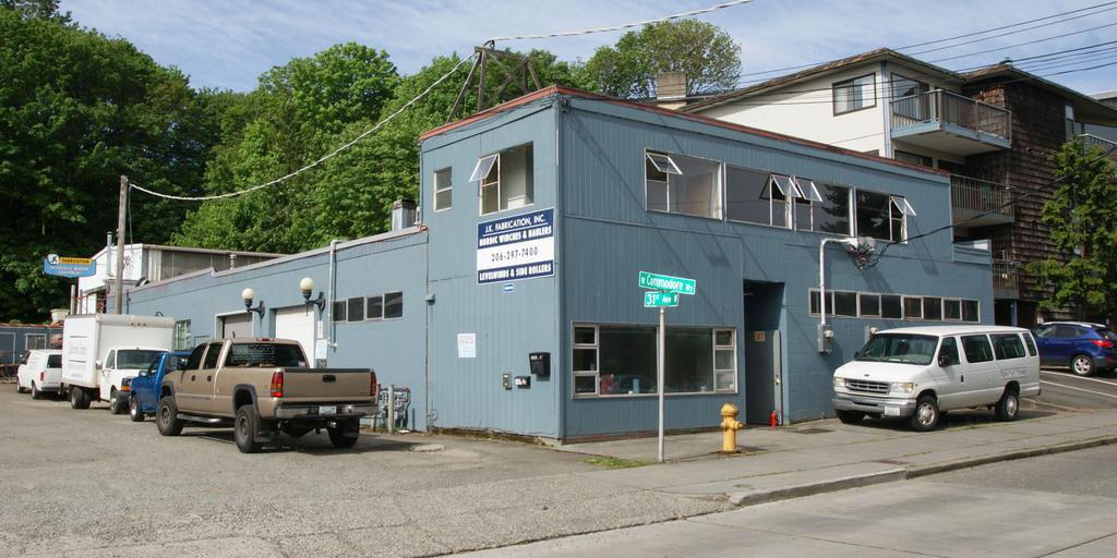 FOR SALE 3101 W Commodore Way Seattle, WA 98199 A COMMERCIAL