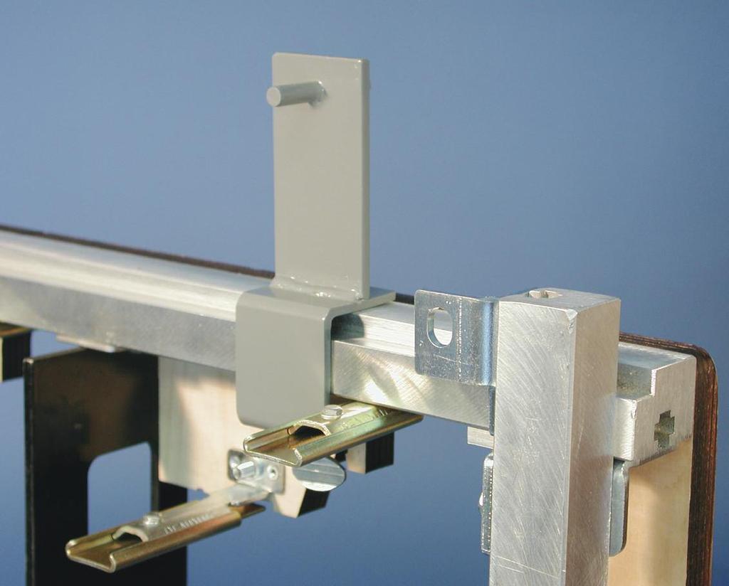 Hanging brackets include thumb screws for easy and secure installation.