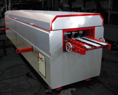 Carefully designed forming rolls are fineturned and furnaced, which produces a hard, smooth and easy-to-clean surface. Depending on the profile, the post-cutter can either be electric or hydraulic.