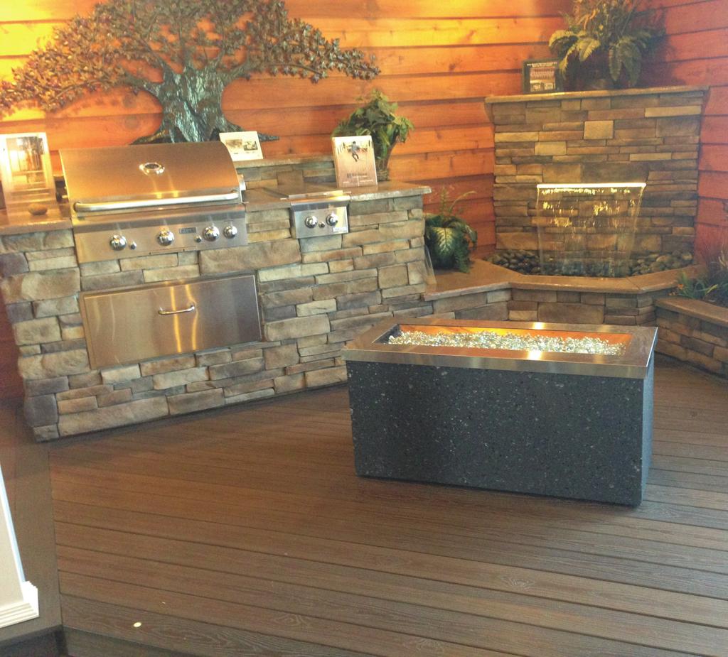 DISPLAY DECKS Customers want Envision Composite Lumber.