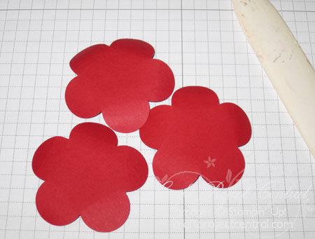 Step 6 Step 7 Using the Fancy Flower Extra-Large punch, punch three flowers from Real Red card stock scraps.