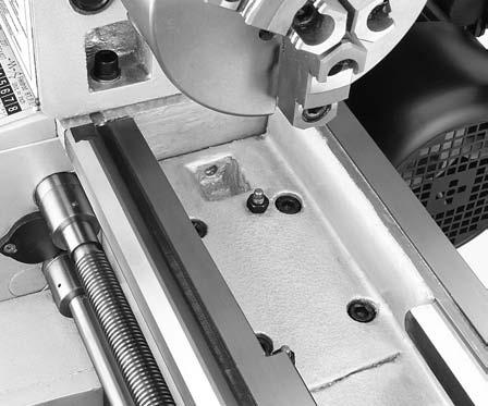 The Model M1019 comes equipped with a gap section below the spindle that can be removed for turning large diameter parts or when using a large diameter faceplate.