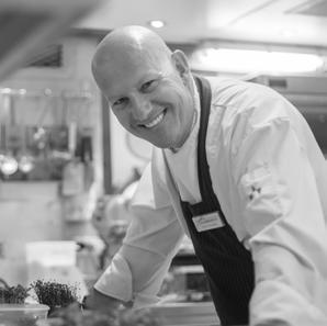 ANTOINE SMULDERS EXECUTIVE CHEF LANGUAGES: DUTCH, ENGLISH Chef Toine began working in professional kitchens at only 15, first in The Netherlands, then the famous Amstel Hotel in Amsterdam and