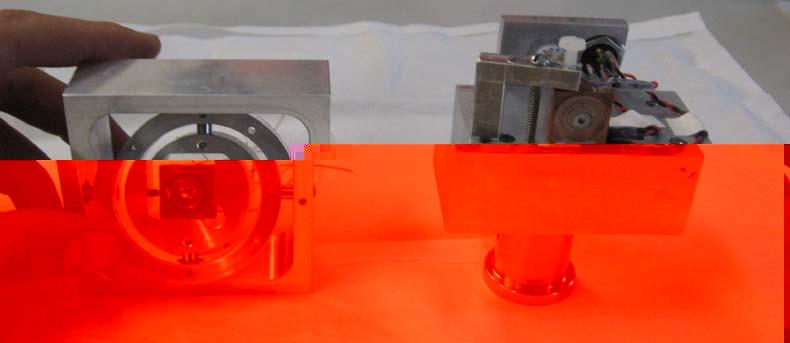 lens-vhg zerodur piece gimbal mount diode zerodur piece TEC (a) (b) Al heat sink i Fig.