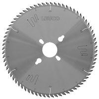 Very good trimming results can be achieved with a suitable saw blade projection. This depends on the diameter.