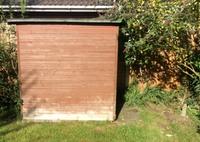 use Signs of wear are visible to the shed and