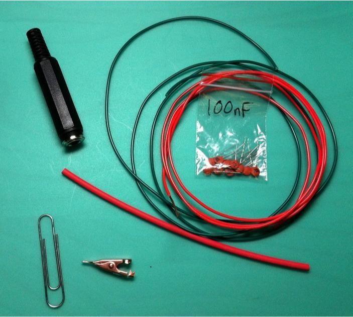 AUDIO PROBE EXPLAINED An Audio Probe is an essential tool for the DIY pedal builder. This along with a test box, are tools you should have at your disposal for easier debugging when things go wrong!