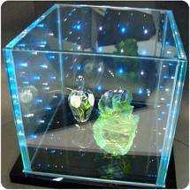 LED On Glass/ LED laminated glass We combine glass with photoelectric technology, which granted glass with a sparkling new look. It perfectly brings conventional glass into another level.