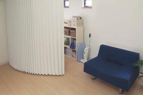 : 1, : 1) Standard price+4,400 Yen (with : 2) Curved Type L-shaped Curve Overall Curve It is used as a partition to the corner in the storage space or dressing