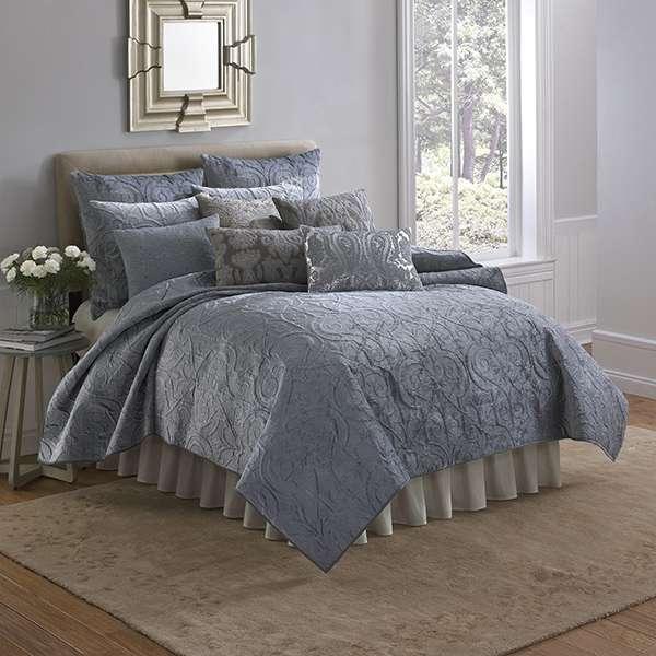 TROYES RENAISSANCE The Troyes Renaissance Bedding Collection Our most prominent high end Renaissance styled quilt ensemble that has been finished in our finest velvet textile; the complete