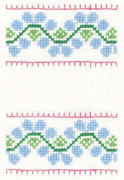 58 ) Total Stitches - 6,920 1 Delft Blue Pale flowers 800 962 1223 2525 1274 3761 2 Chartreuse leaves 703 546 1510 2279 1050 5531 3 Christmas