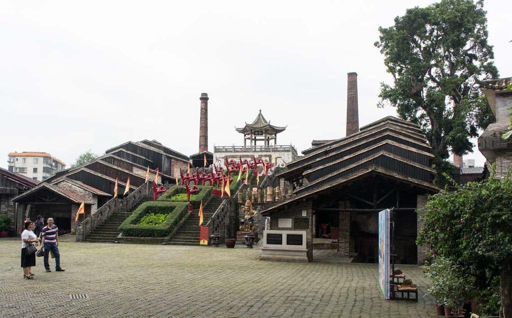 A walk through the main entrance brings the first sight of the two Dragon Kilns.
