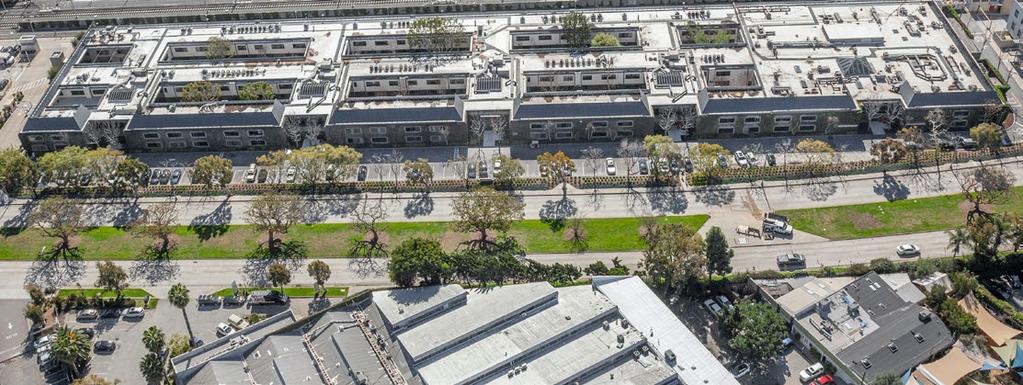 AVAILABILITIES A VARIETY OF CREATIVE SPACES WITH ROOM TO GROW UP TO 195,000 SF Planned New Cafe & Fitness Center Expo Line 5 Min Walk 1 40,000 SF 2 3 4 5 33,500 SF 33,500 SF 33,500 SF 71,000 SF