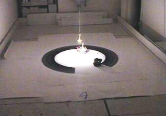 The robot with the lighter turret colour has signalled the absence of a way in zone, while both robots have left the band performing anti-phototaxis. Robot A Robot B inputs 1 0.75 0.