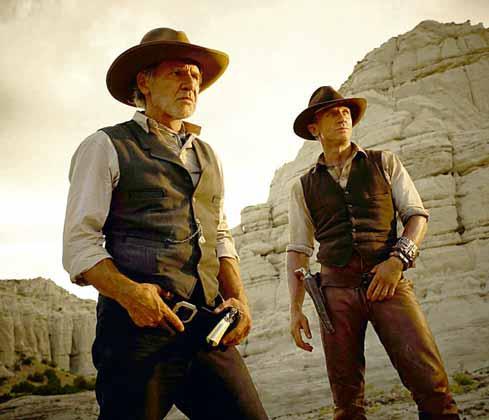 10 Monitor FIMMTUDAGUR 11. ÁGÚST 2011 FERILLINN kvikmyndir Harrison Ford hefur leikið Indiana Jones í öllum fjórum myndunum um kappann.