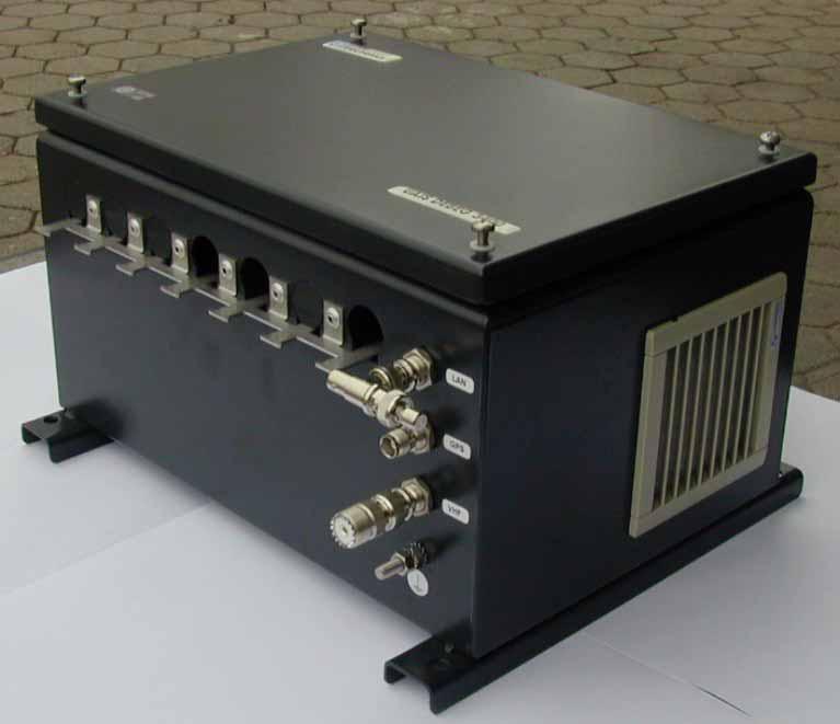 2-8 UAIS DEBEG 3400 Electronics Unit (old versions) The aluminium housing contains a single Electronics Unit which consists of the controller, the interfaces, the VHF transmitter/receiver