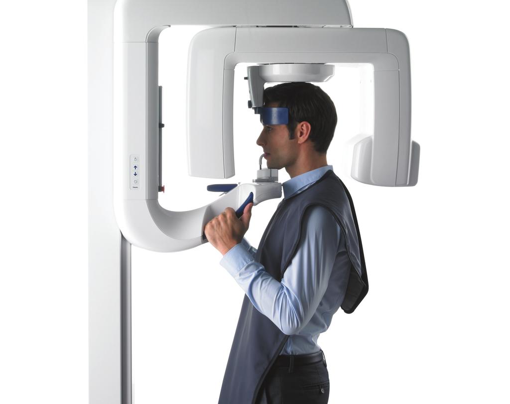 Column controls for easy patient height adjustment Positioned for