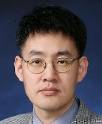 In 2008, he joined Samsung Elecronics and developed CMOS image sensor. He received he Ph.D.