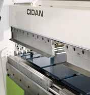 OUR UNIQUE SOLUTIONS COMBI BEAM TOOL CHANGER The optional Combi beam