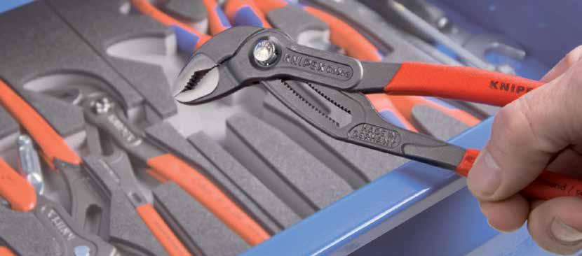 SPECIALS 2018 Spend $300 or more* and receive a FREE Limited Edition KNIPEX Cobra in a collectable metal tin! EDITION. LIMITED EDITION. LIMITED EDITION. LIMITED First 200 entries only!