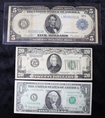 Dollar in plastic case 19569 TRUST PROPERTY