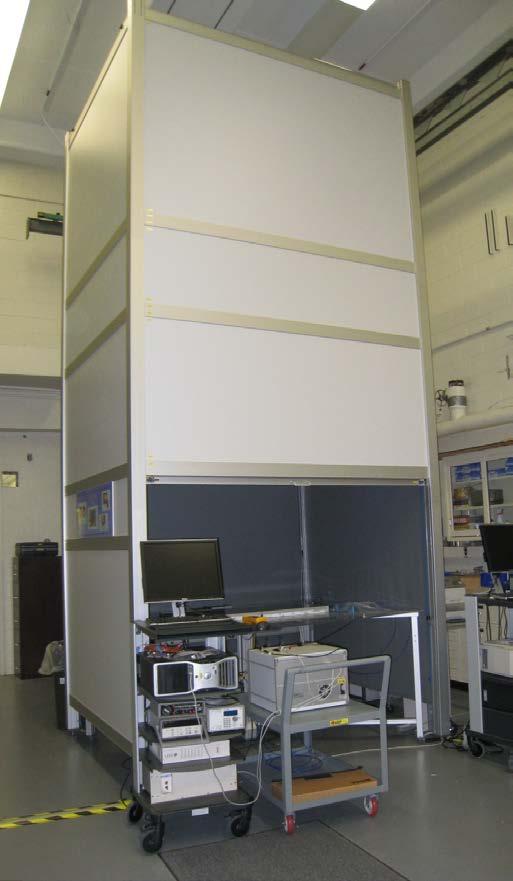 NIST Solar simulator 1. IEC Standard 60904-9 Class AAA Simulator 1. Spectral match: 0.75-1.25 for 6 wavelength-intervals 2. Irradiance non-uniformity: ±2 % 3.
