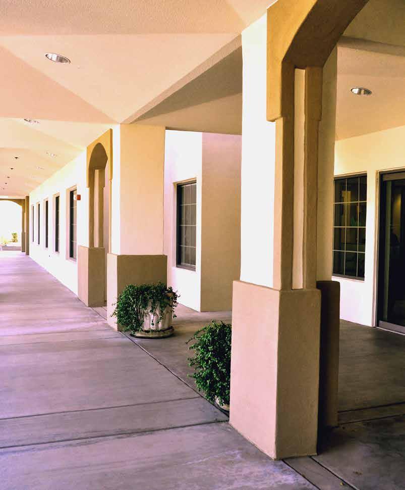 4425 N 24TH STREET Phoenix AZ 85016 OFFICE SUITES AVAILABLE IN PRESTIGIOUS CAMELBACK CORRIDOR BUILDING SIZE: ±21,214 SF LEASE RATE: $18.50/RSF (Full Service) ANNUAL INCREASES: $0.