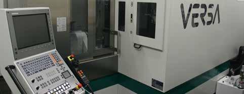 factory EXPERTISE AND FACILITIES AT YOUR DISPOSAL The Precision Machining Lab at Sirris: the Fehlmann Versa 825 five-axis high-precision milling centre; the high-precision Erowa clamping system; the