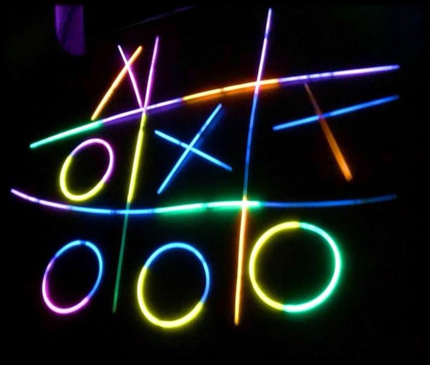 Noughts & Crosses Take this very simple and well known game and make it completely new, with just a few glowsticks and a dark room.