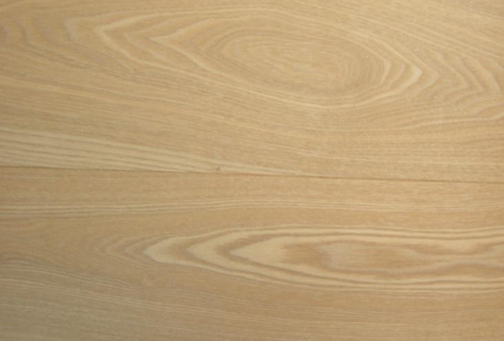 Ash has a strong golden grain structure very similar to oak. It has consistent colour tones which allow for a smooth even look.
