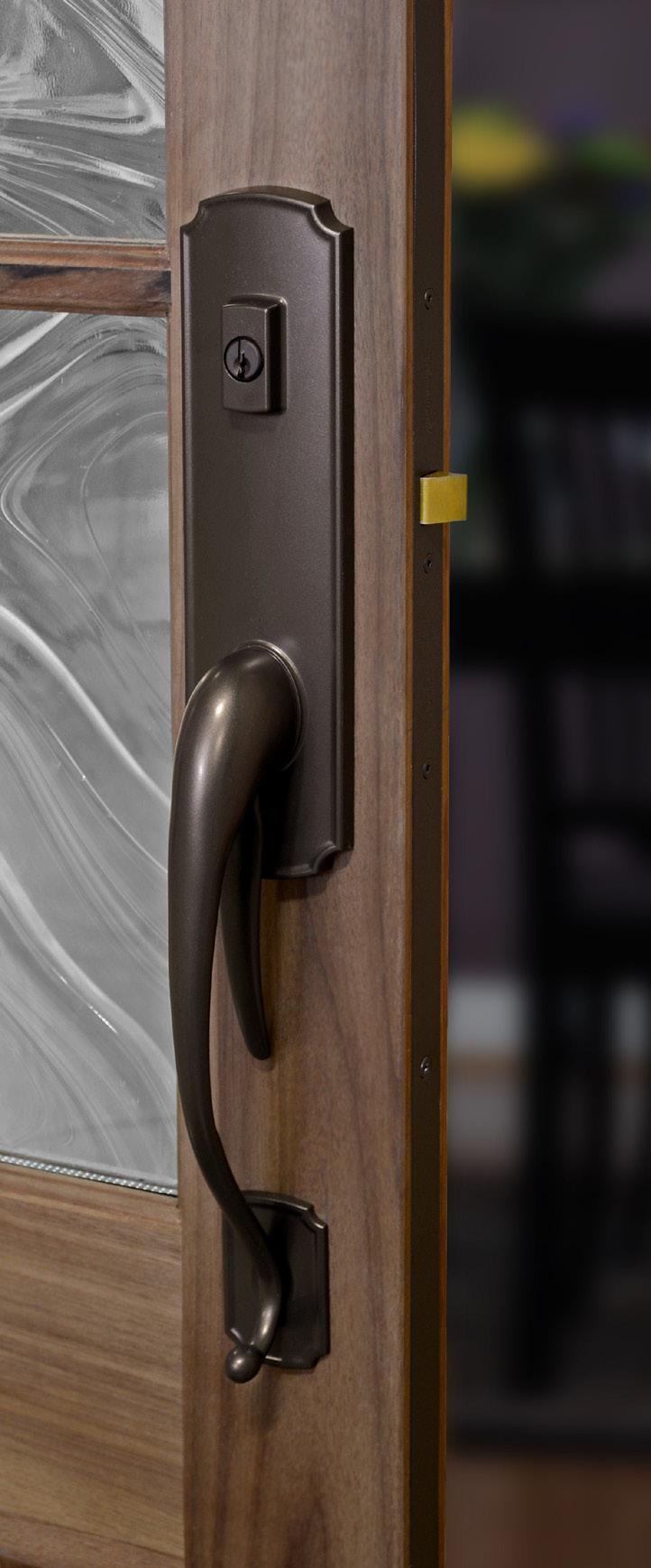 Pinnacle Entry Set SHOWN IN VICTORIAN BRONZE Re-key in seconds with SmartKey compatibility.