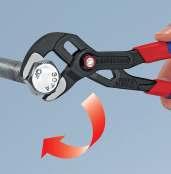 The hinge bolt must be released by pressing the button and the pliers must be completely opened once to activate the QuickSet function again.